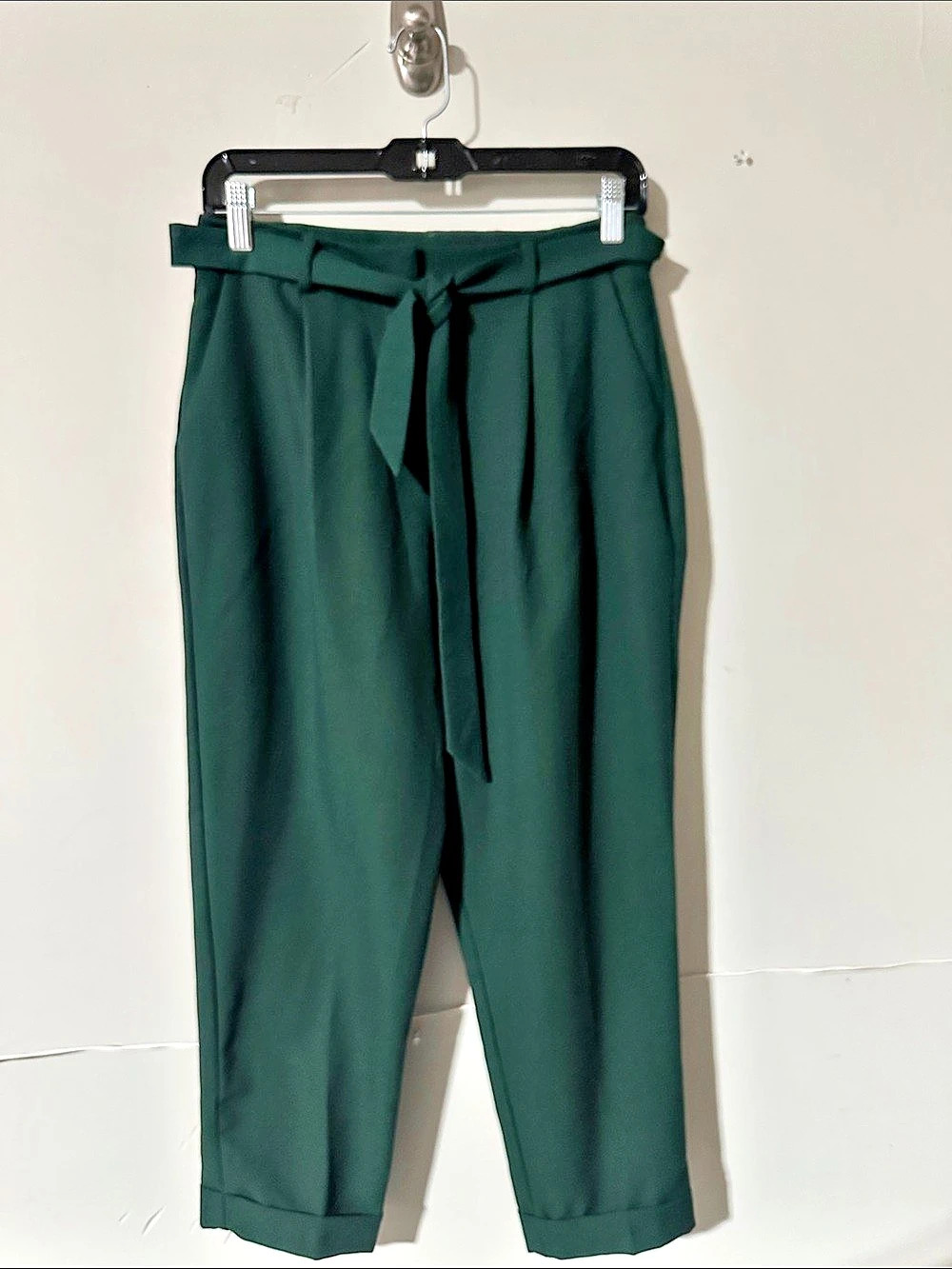ASOS Women’s Green Tie Waist Tapered Cropped Pants Size 10